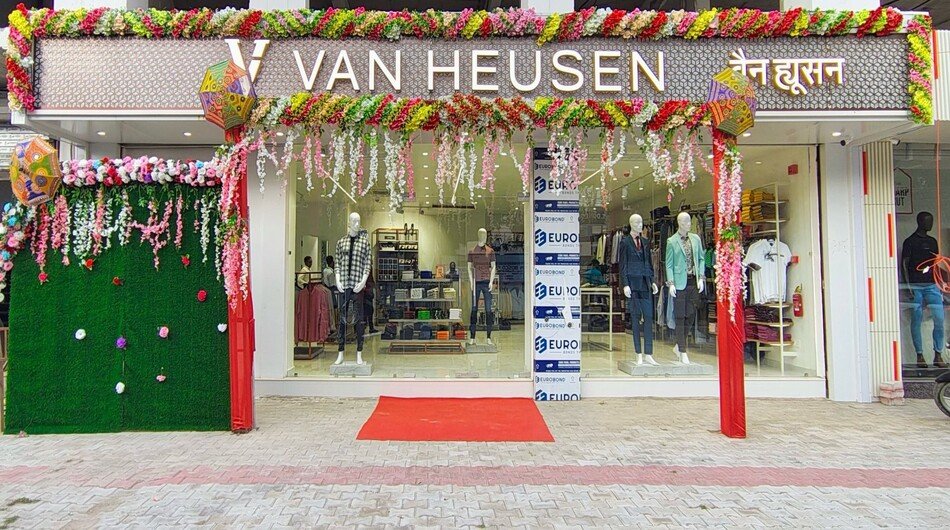 Van Heusen Franchise | Dealership Details, Apply Now